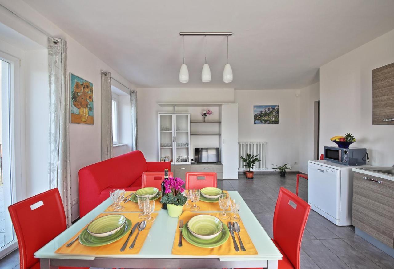 Legnoncino Holiday Home- Lake Como Colico Exterior foto